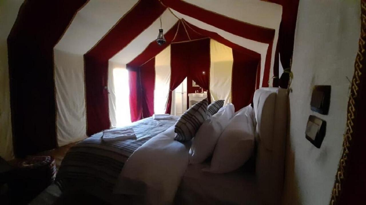 Zahra Luxury Desert Camp Hotel Merzouga Bagian luar foto
