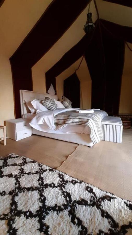 Zahra Luxury Desert Camp Hotel Merzouga Bagian luar foto