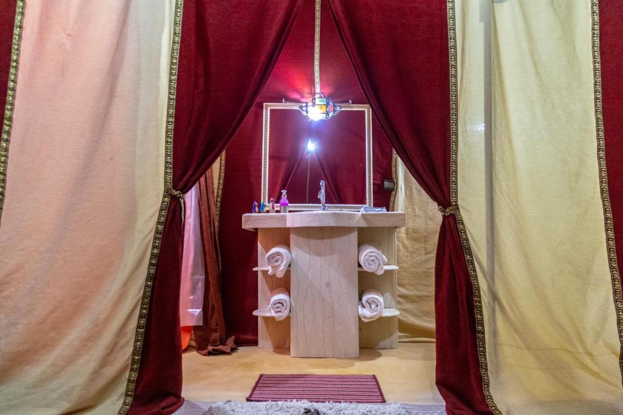 Zahra Luxury Desert Camp Hotel Merzouga Bagian luar foto