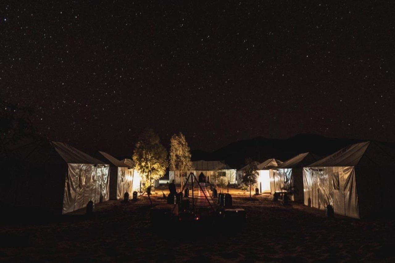 Zahra Luxury Desert Camp Hotel Merzouga Bagian luar foto