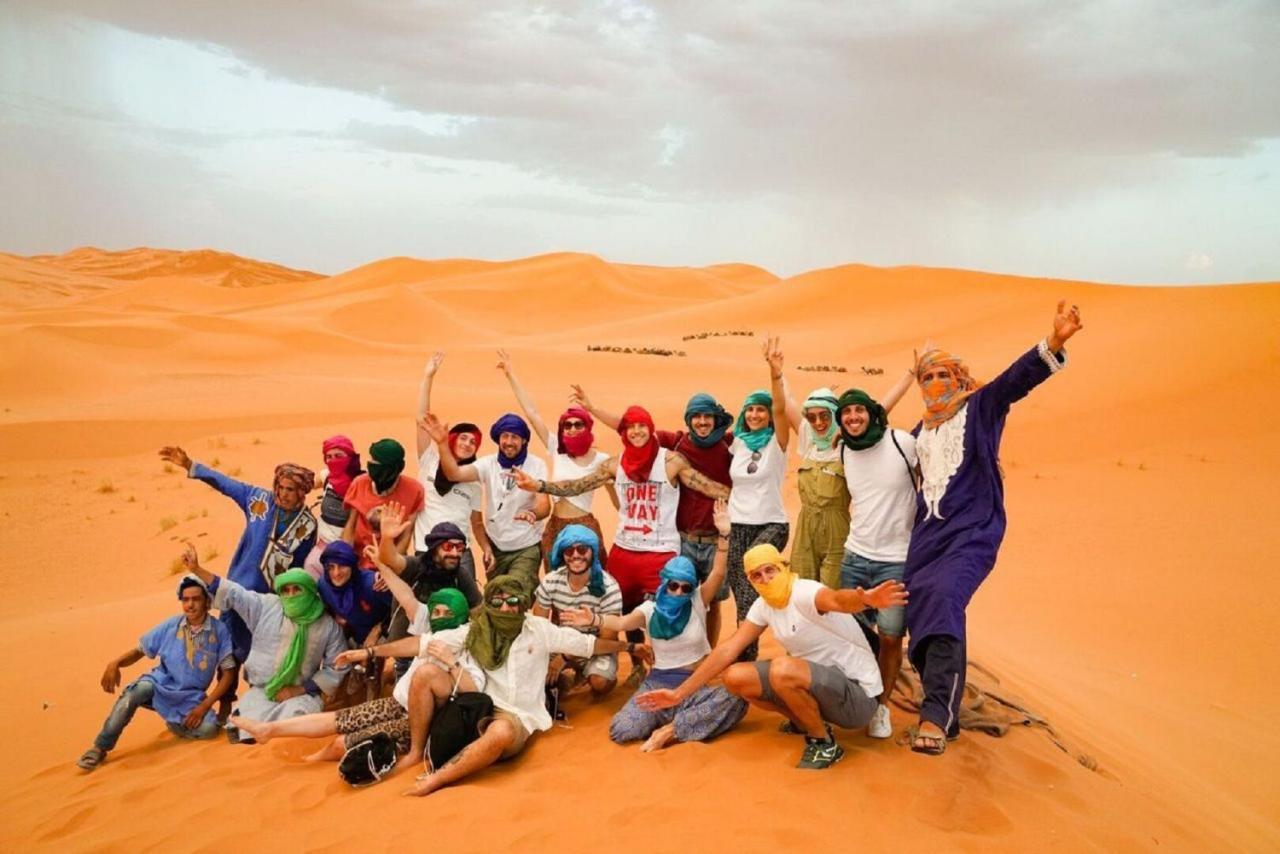 Zahra Luxury Desert Camp Hotel Merzouga Bagian luar foto